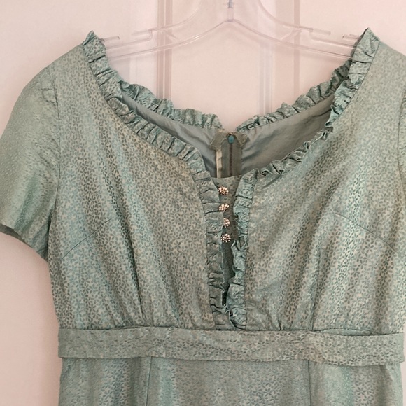 Vintage Scoop Neck Dress - Picture 2 of 6